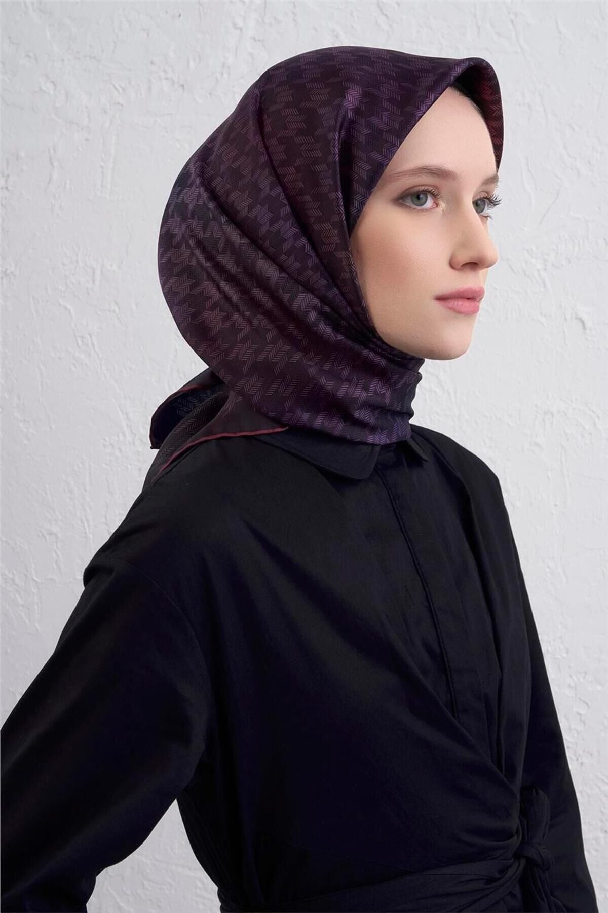 Klasik Desenli Saf İpek Twill Eşarp 9434D 55 Mor