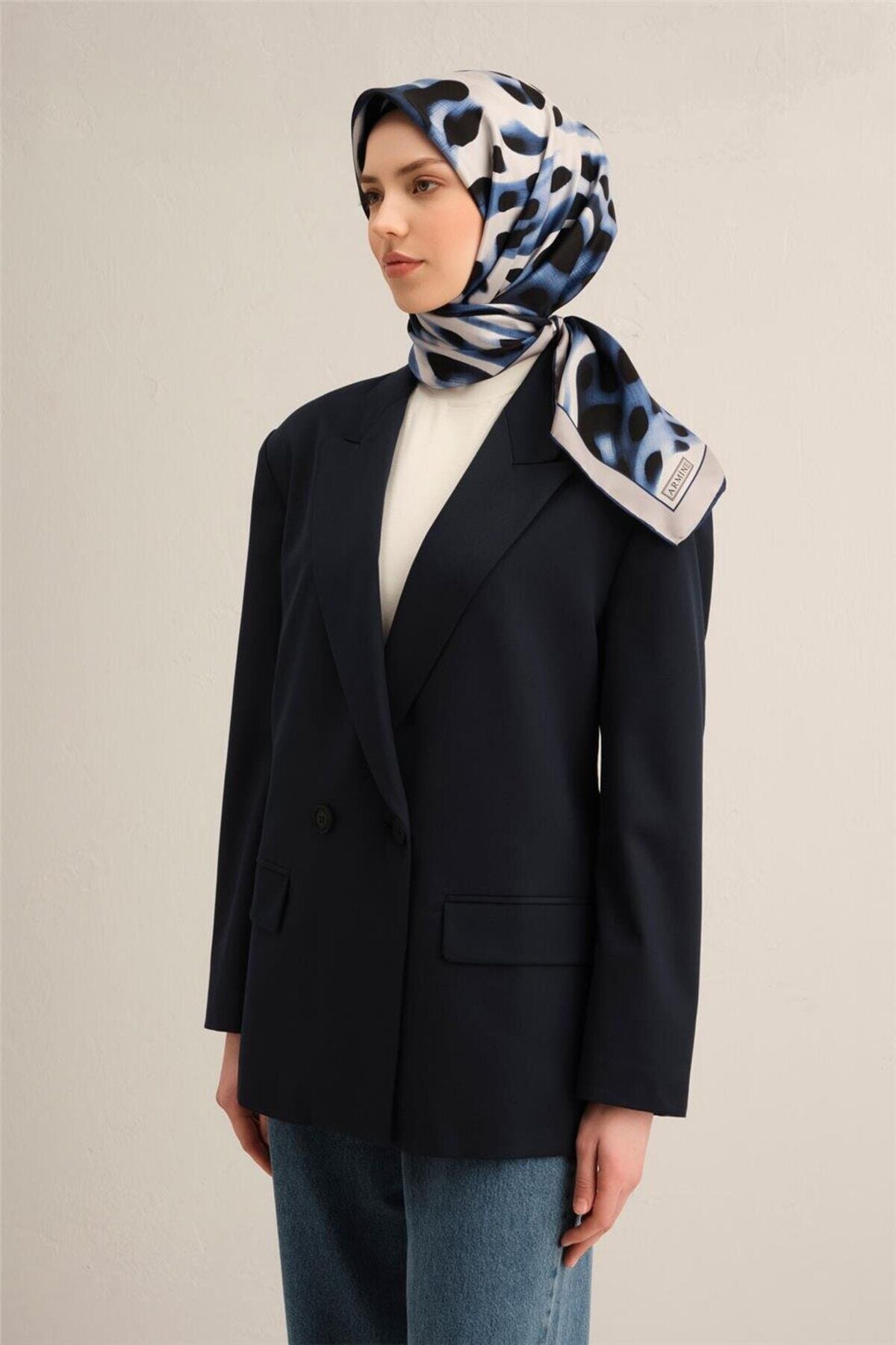 Leopar Desenli Saf İpek Twill Eşarp 9320D 33 Mavi̇