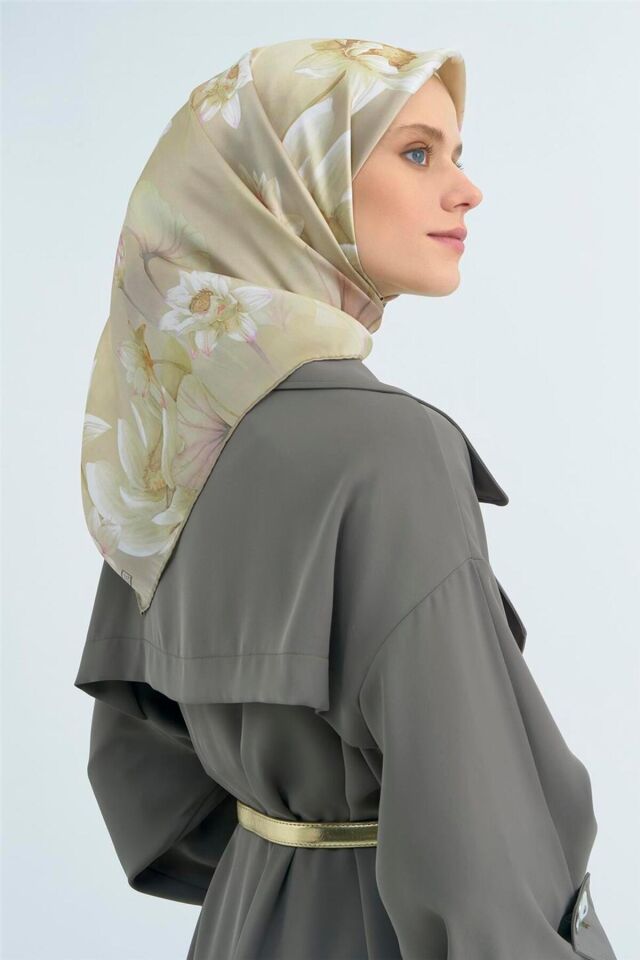Saf İpek Sura Eşarp 9505D 52 52