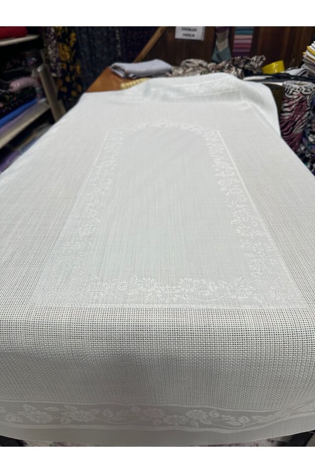 Etamin Seccade İşlemelik Kumaş KREM