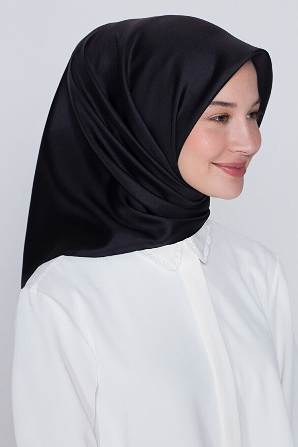 Düz Siyah Renk Sura Ipek Eşarp %100 Ipek Siyah - 90X90