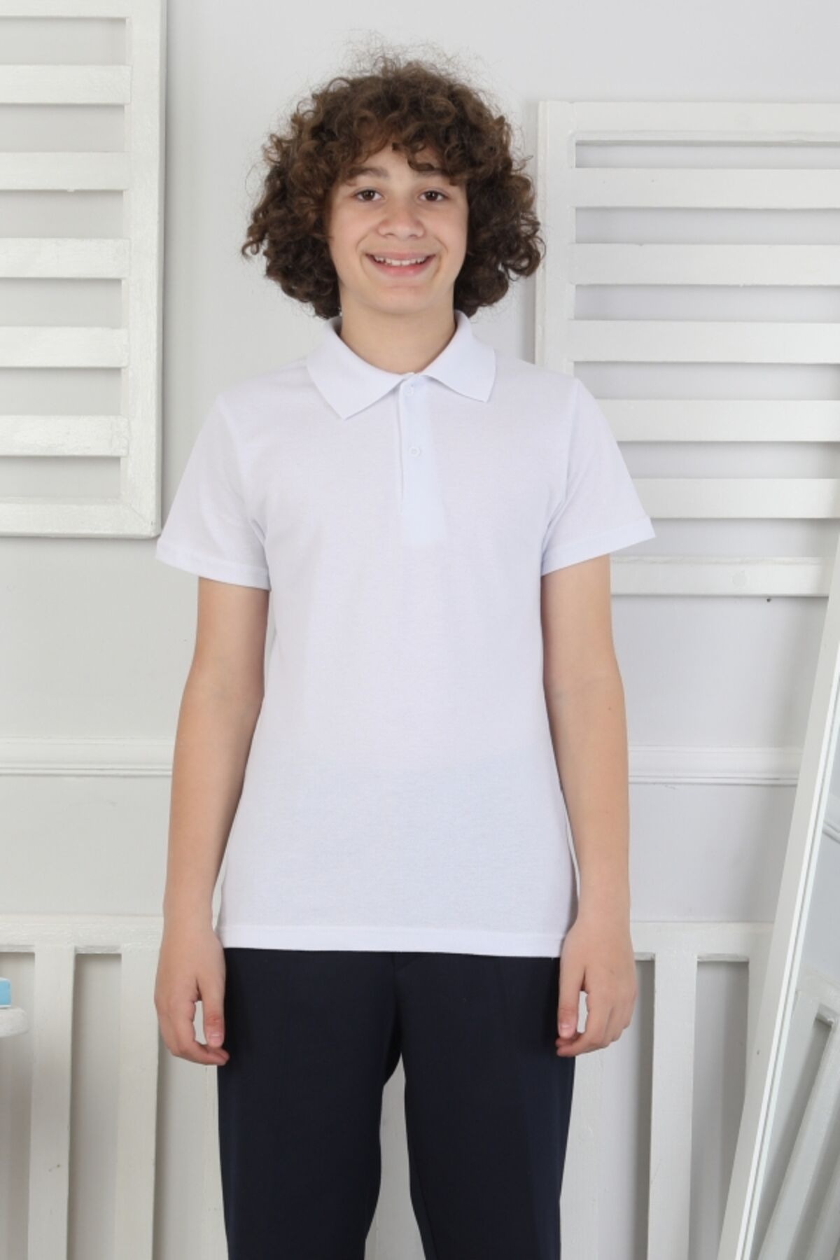 Erkek Çocuk Okulluk Lakost T-Shirt Beyaz Renk ( BİR BÜYÜK BEDEN ALINMASI TAVSİYE EDİLİR ) Beyaz - 15 Yaş