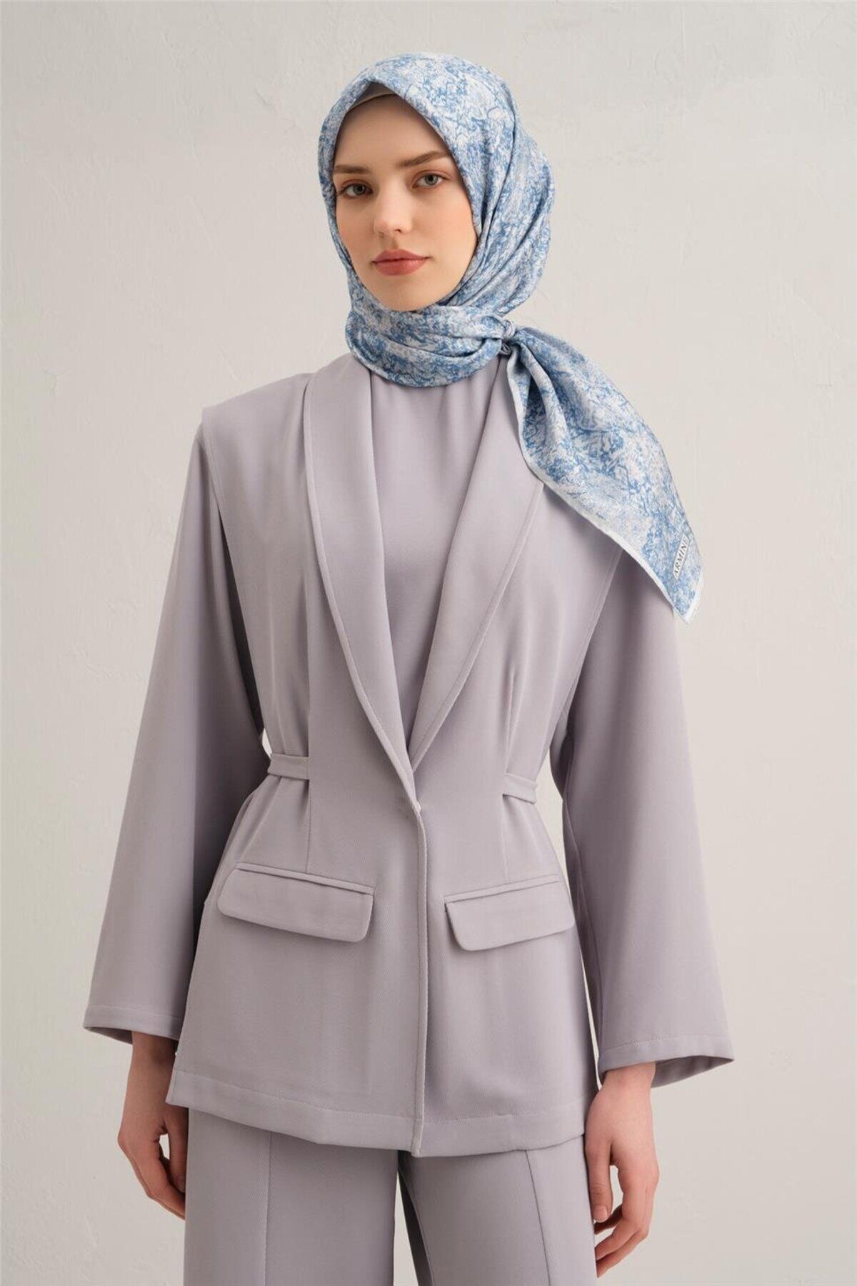 Soyut Desenli Saf İpek Twill Eşarp 9311D 33