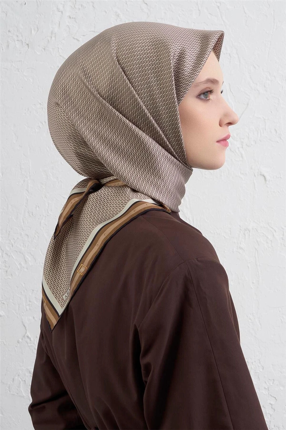 Sura İpek Eşarp -2025/2026 -9401 50 Kahve, Krem - 02
