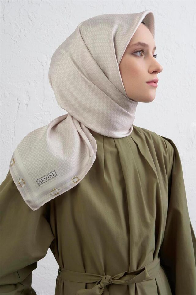 Monogram Desenli Saf İpek Twill Eşarp 9401D 85