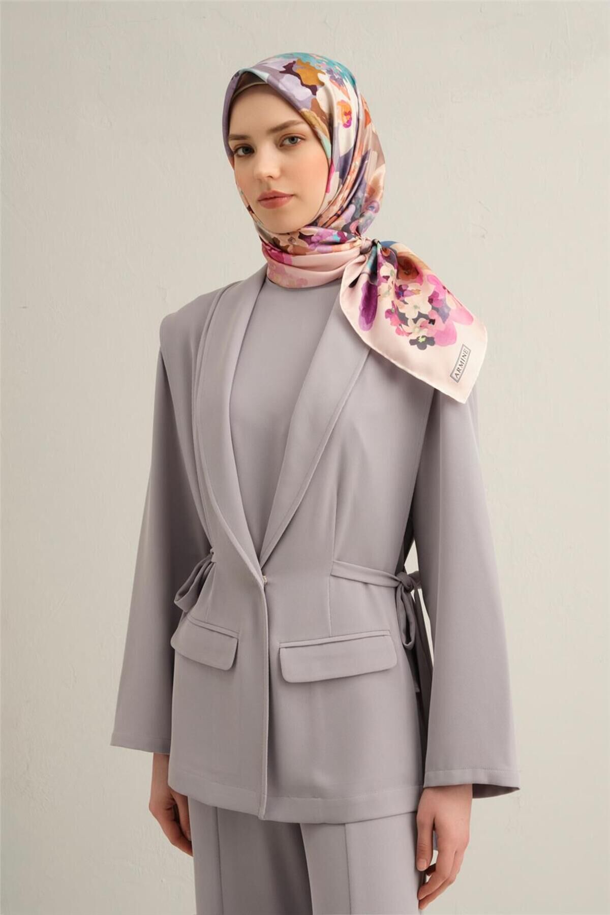 Çiçek Desenli Saf İpek Twill Eşarp 9334D 39