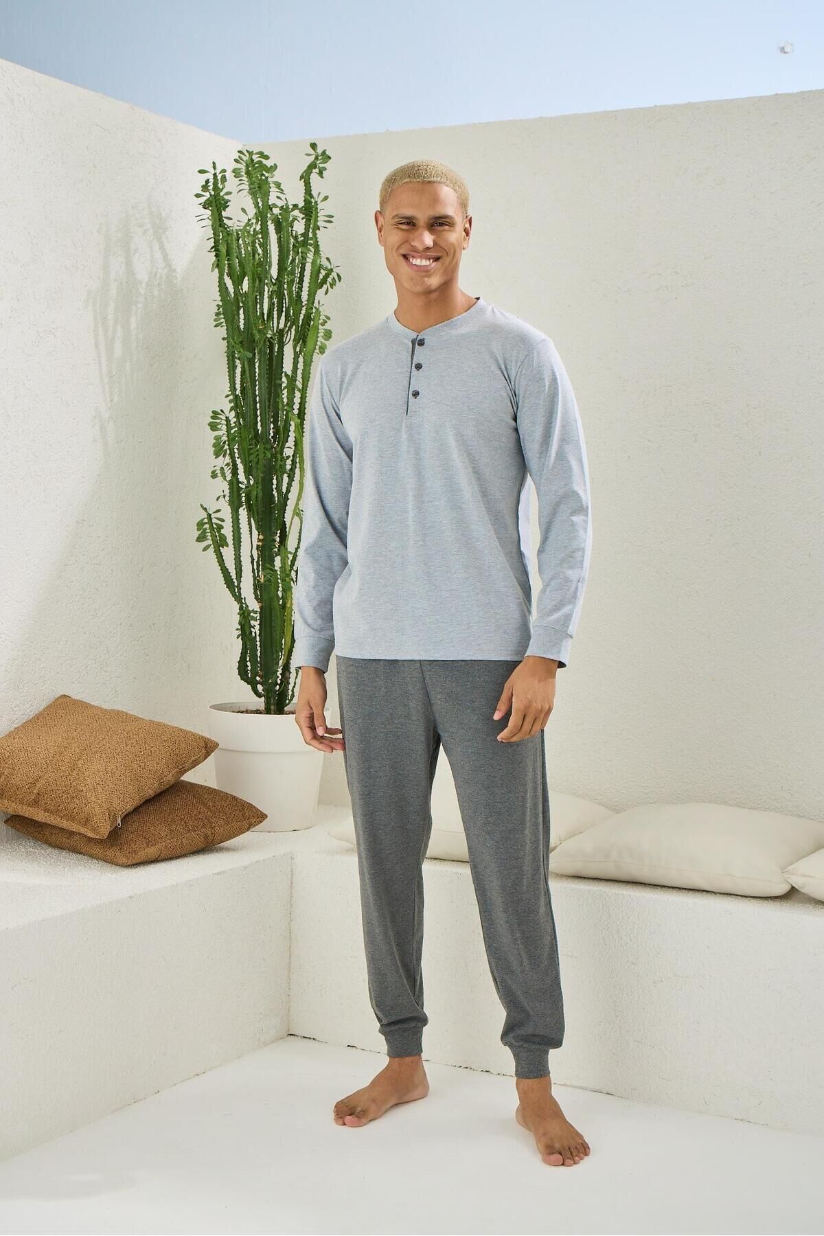 KLY 9136 Erkek Yarım Düğmeli Uzun Kollu Paçası Lastikli Battal Büyük Beden Pijama Takım Gri Melanj - 3XL