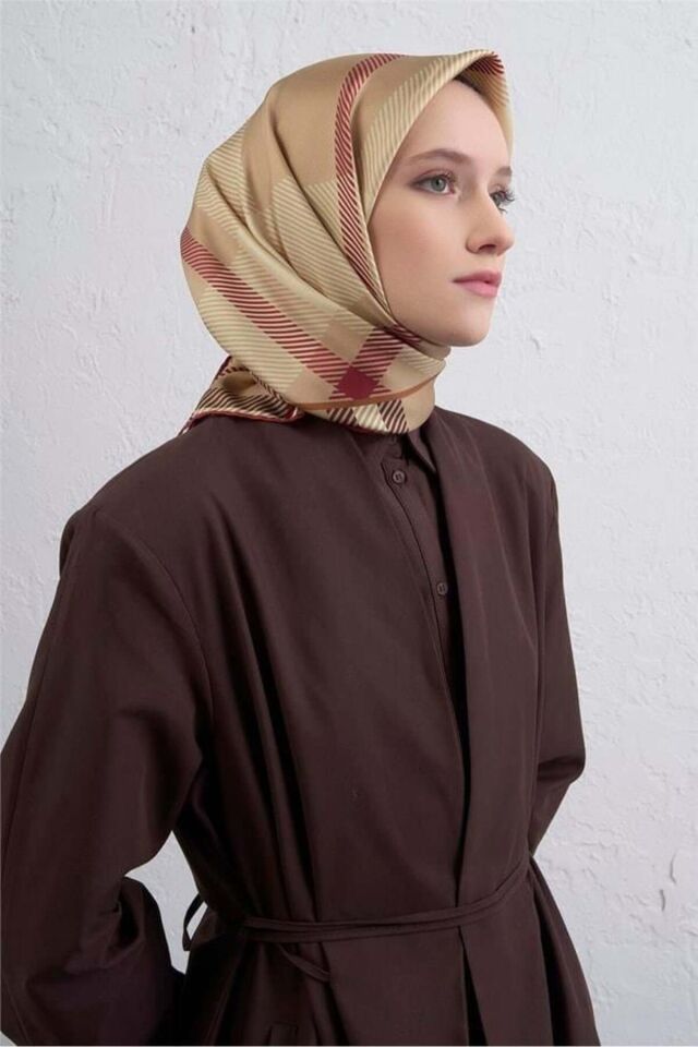 Geometrik Desenli Saf İpek Twill Eşarp 9418D 05 Kahverengi