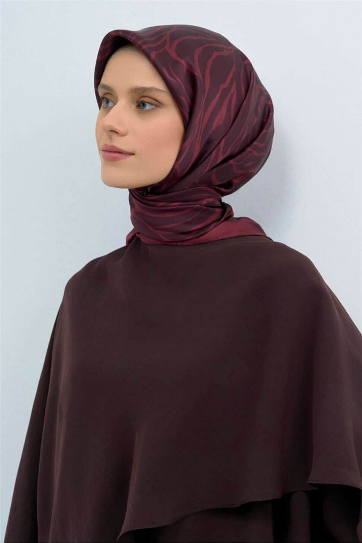 Geometrik Desen Saf İpek Sura Eşarp Bordo/Kırmızı - 50