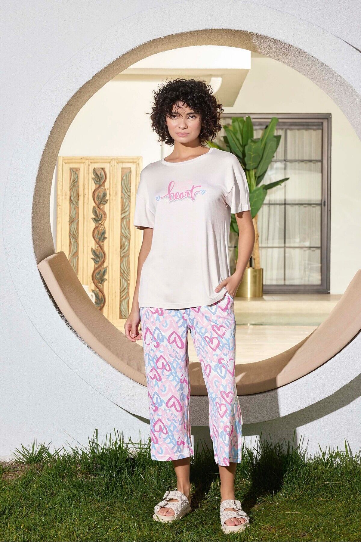 Lodos Store Aydoğan Kadın Kısa Kollu Kapri Bermuda Yazlık Viskon Pijama Takımı Kalp Desenli Açık Pembe - M